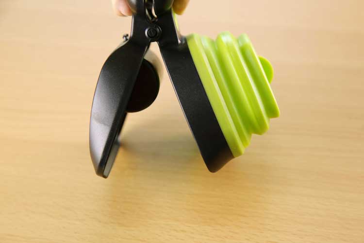Portable Foldable Pet Poop Scooper